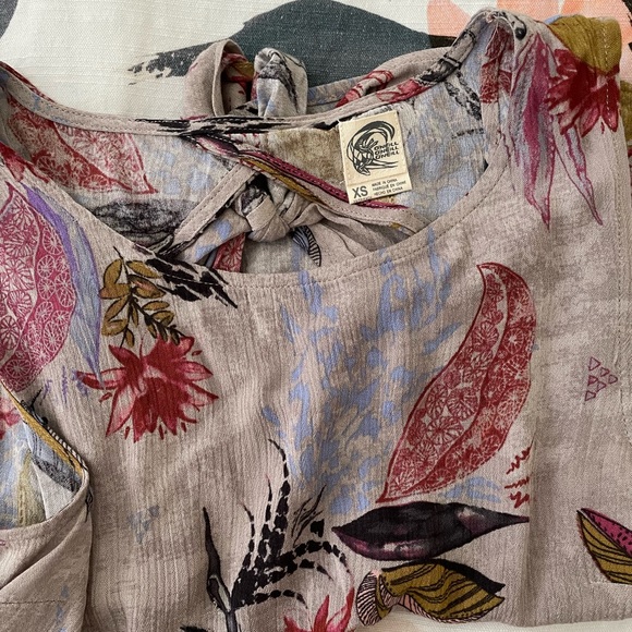 O’neill open back top - Picture 6 of 10